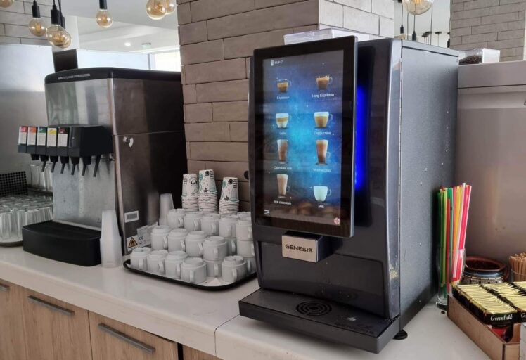 Автоматична кафемашина за заведения и ресторант Генезис